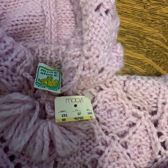 Size 9 months hand-knit lavender cardigan - Picture 2 of 4